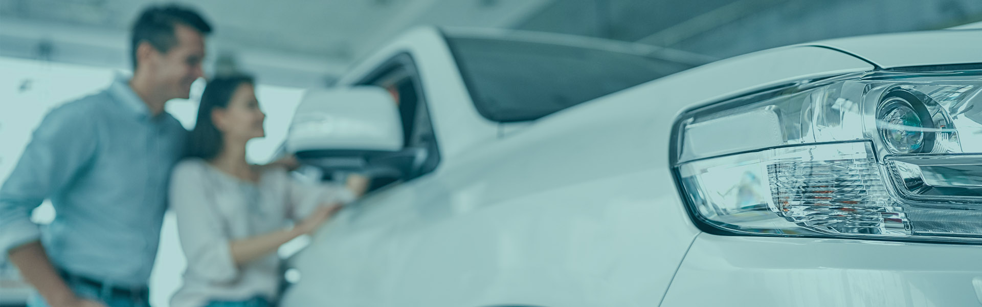 Couple Auto Shopping | Auto Loans Hero